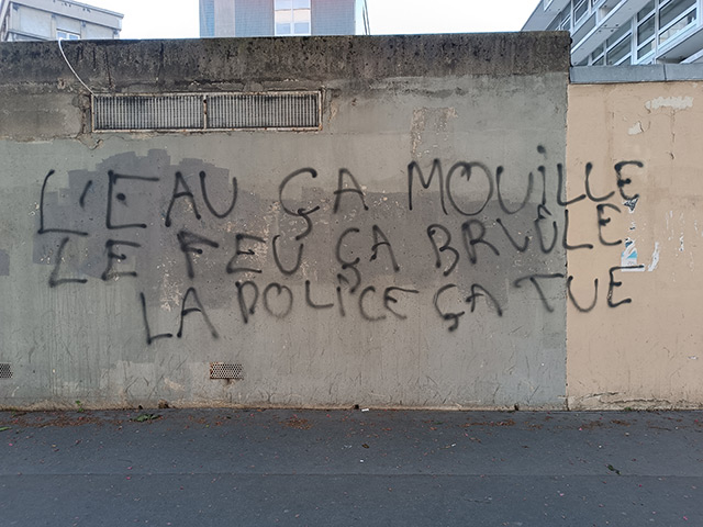 Eau, feu et police... BellePhrase-20.jpg