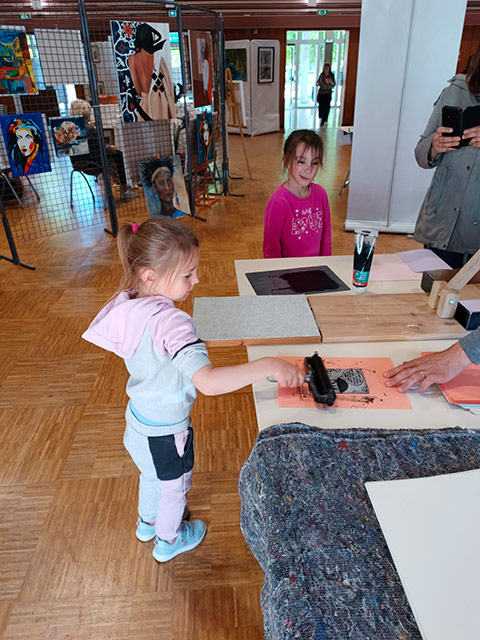 Impression d'une linogravure. TravauxForces1.jpg