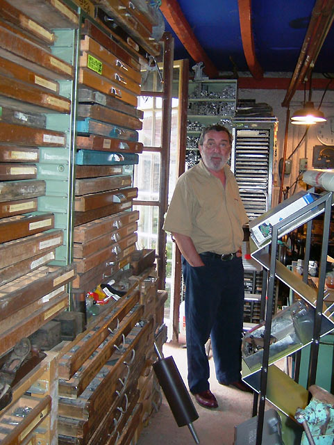 L'atelier de Jean-Jacques Sergent. L'atelier de Jean-Jacques Sergent.