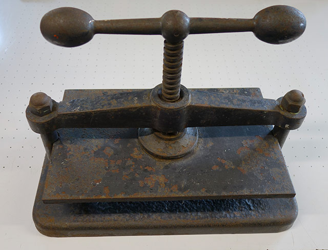 Presse à balancier PresseCopier02.jpg
