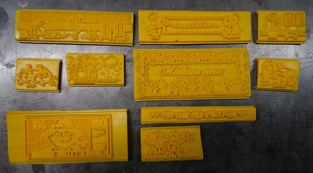 Presse jouet en matière plastique. RotativeRollyprint-10.jpg